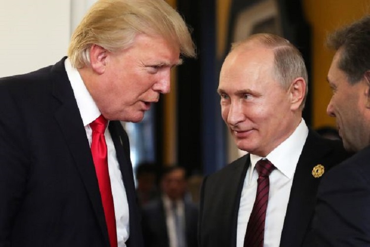 Trump vince e chiama Putin per domare l'incendio (del mondo)