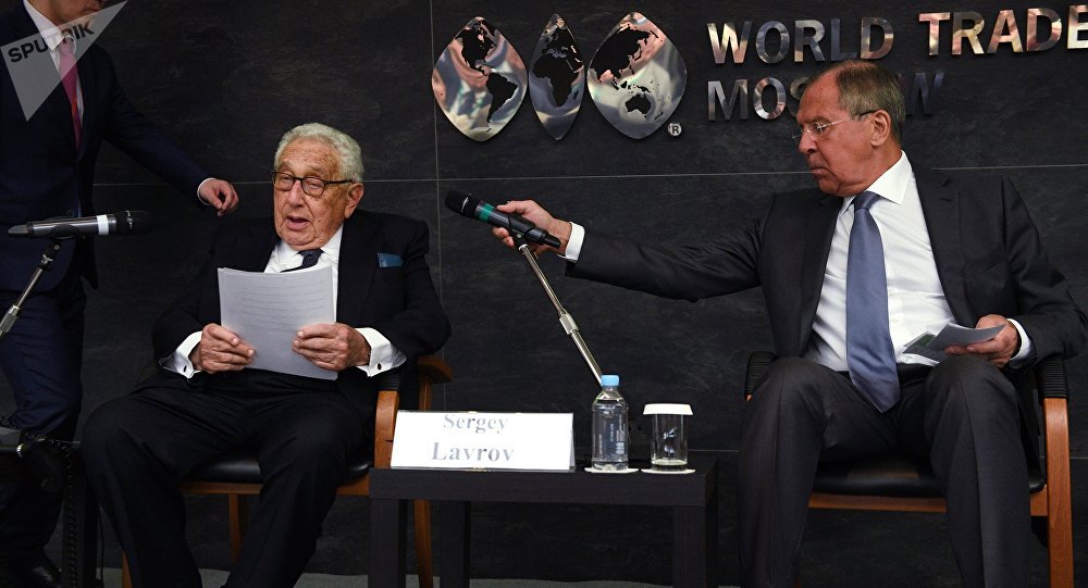 Henry Kissinger e Sergej Lavrov