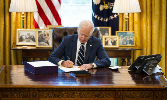 Biden sta cercando di evitare la Terza Guerra mondiale...