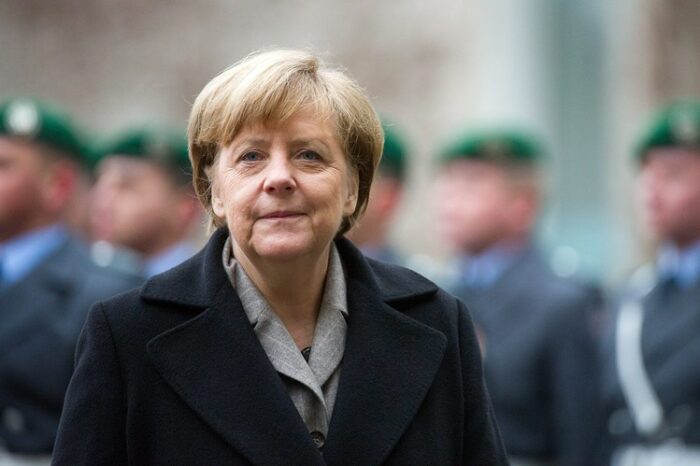 L'attacco alla Merkel e l'Europa