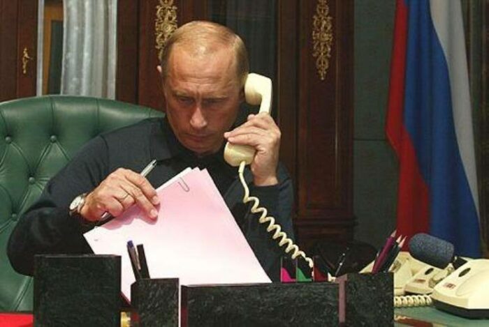 Obama, Putin e la telefonata bombardata