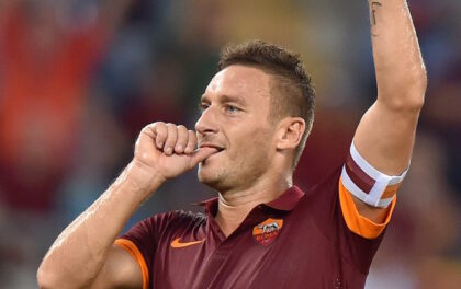 Totti continua a giocare