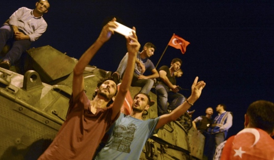 La Turchia e il golpe a ondate