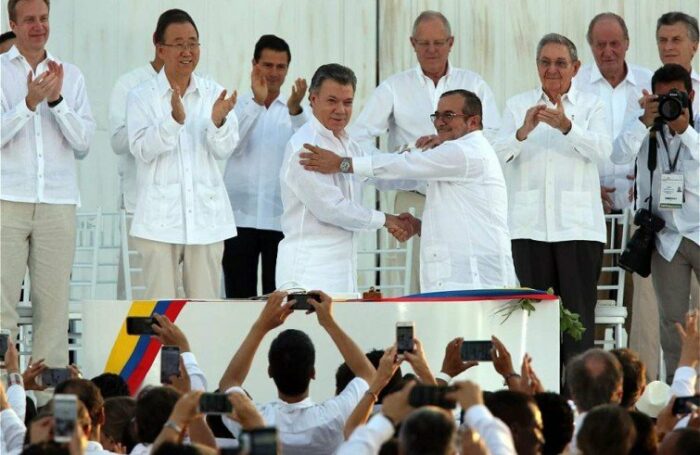 Colombia: la pace ratificata