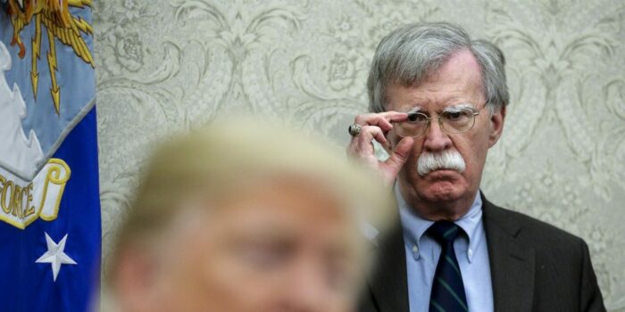 Stati Uniti: via Bolton, torna l'impeachement