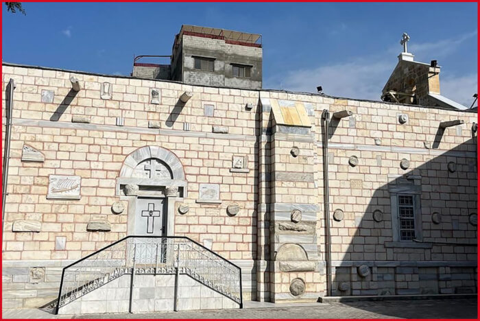 L'antica chiesa di San Porfirio. Invadere Gaza, sfida ardua per Israele