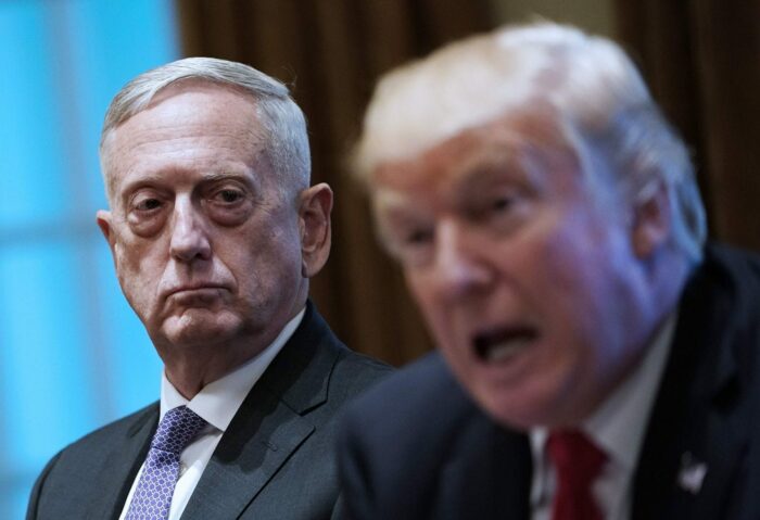 james mattis e trump.La lettera bomba di Mattis