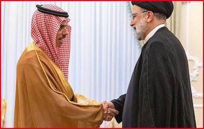 Il presidente della Repubblica islamica dell'Iran, Ibrahim Raisi, ha riceve Faisal bin Farhan bin Abdullah, ministro degli Esteri saudita