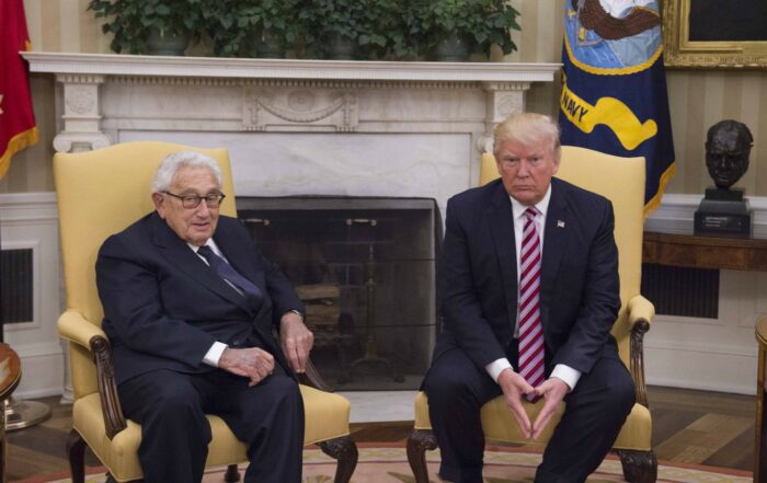 Trump, la realpolitik e i neocon