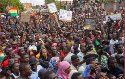 Niger, manifestazione a favore del nuovo governo