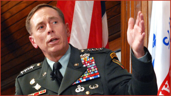 Quando Petraeus annunciava il successo della controffensiva fin dai primi giorni