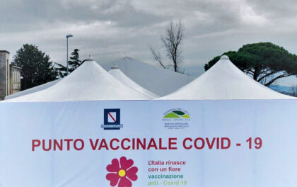 Perché vaccinare chi ha già gli anticorpi?