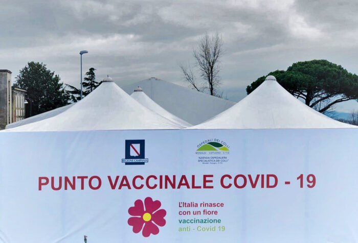 Perché vaccinare chi ha già gli anticorpi?