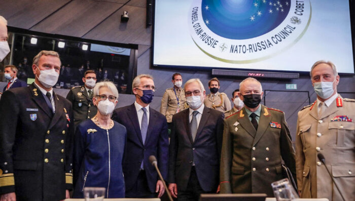 Ucraina: annunciati nuovi colloqui Nato - Russia