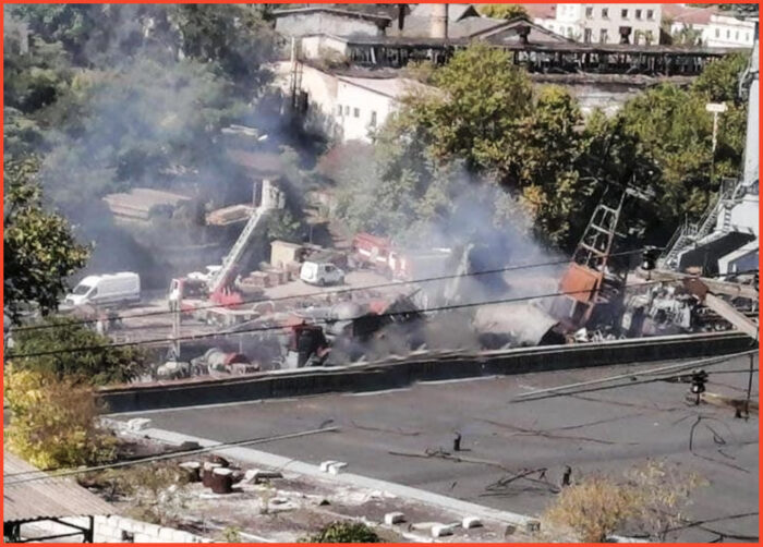 Immagine dei danni causati da un missile a Sebastopoli