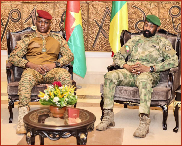 i presidenti di Mali e Burkina Faso Goita e Traore hanno dichiarato che difenderanno il Niger da qualunque iniziativa militare