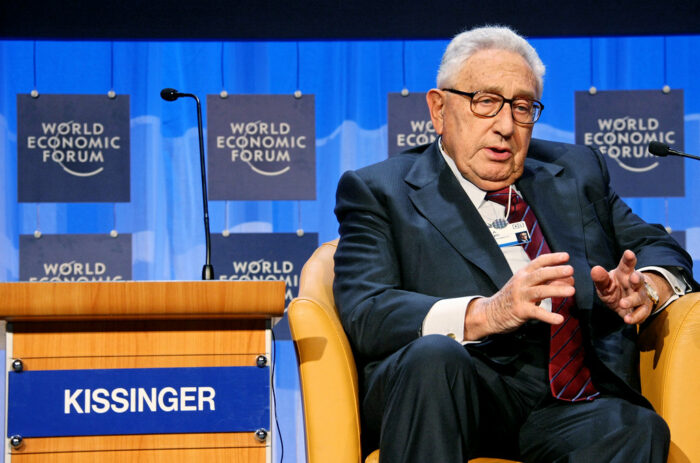 The Atlantic e Kissinger: avviare i negoziati in Ucraina