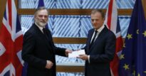La Ue stretta tra Roma e Brexit