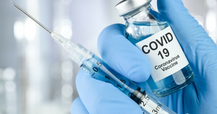 Covid-19: l'Occidente e Israele aprono ai vaccini russi